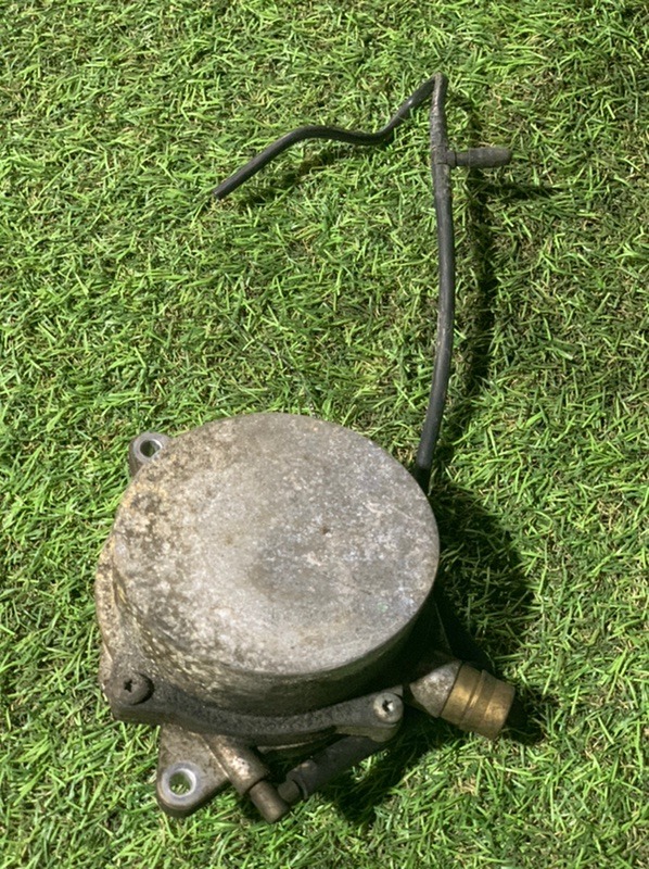 Насос вакуумный