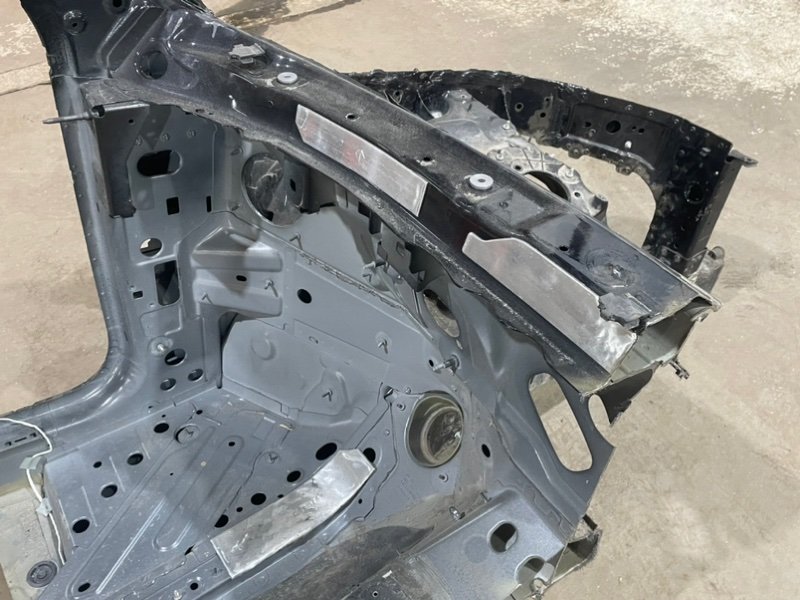 Кузовной элемент