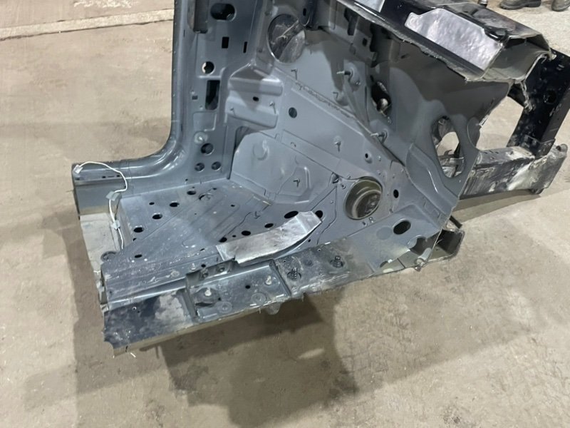 Кузовной элемент