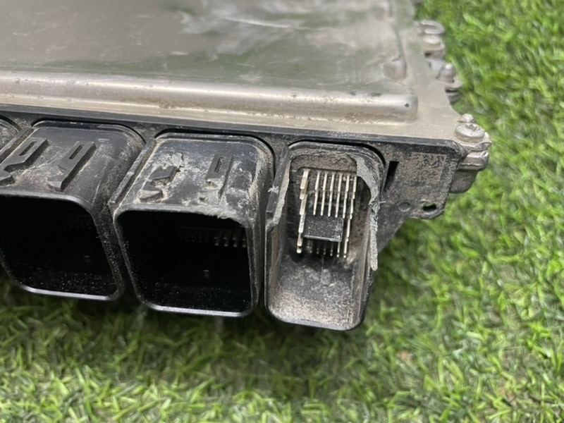 Блок управления двигателем