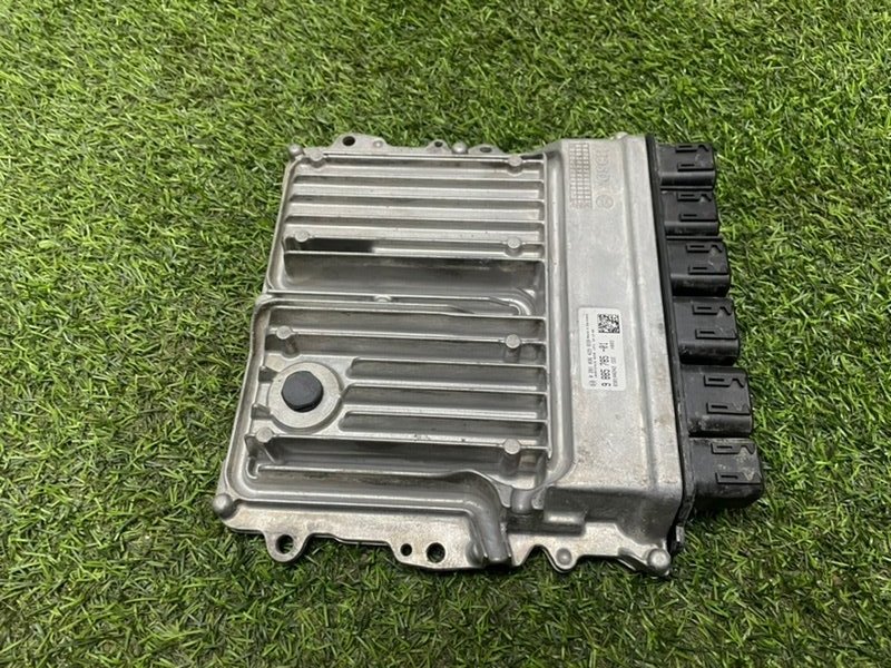 Блок управления двигателем