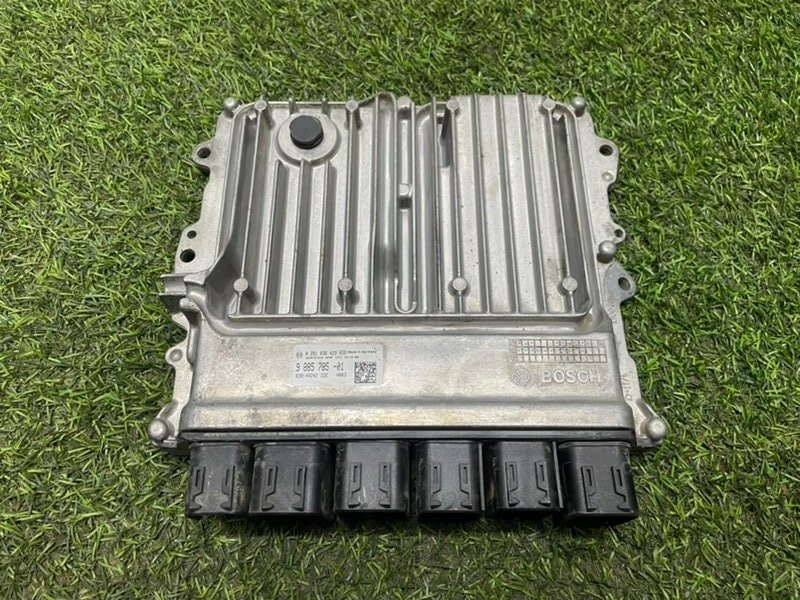 Блок управления двигателем