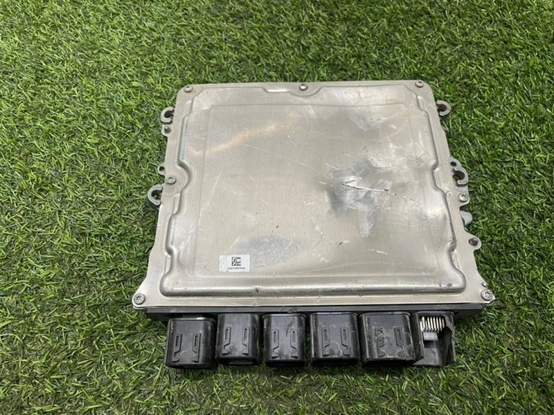 Блок управления двигателем