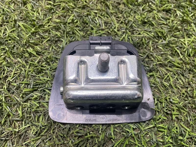 Кронштейн крепежный вспомогательный (разного назначения)