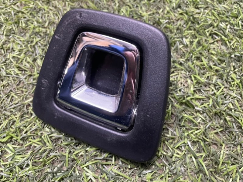 Кронштейн крепежный вспомогательный (разного назначения)