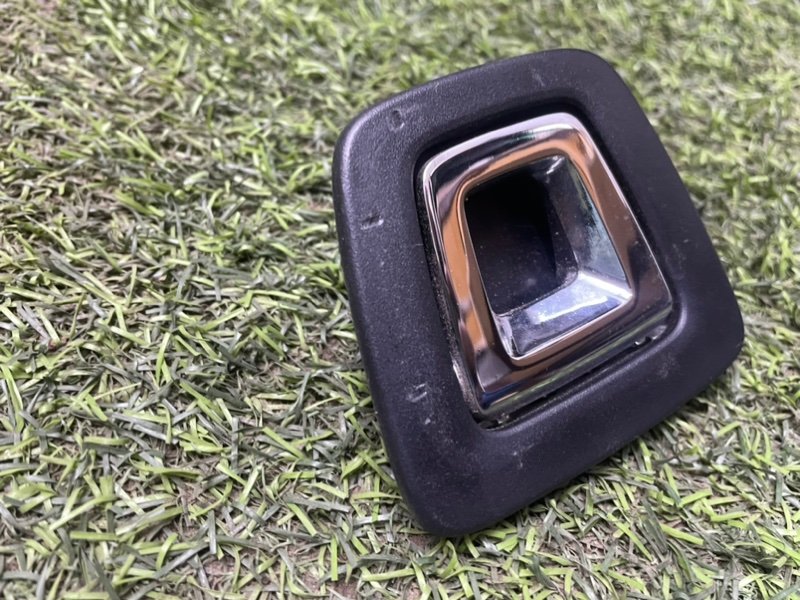 Кронштейн крепежный вспомогательный (разного назначения)