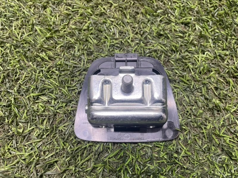 Кронштейн крепежный вспомогательный (разного назначения)