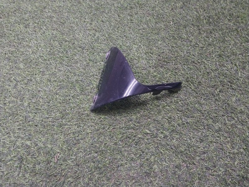 Накладка переднего бампера