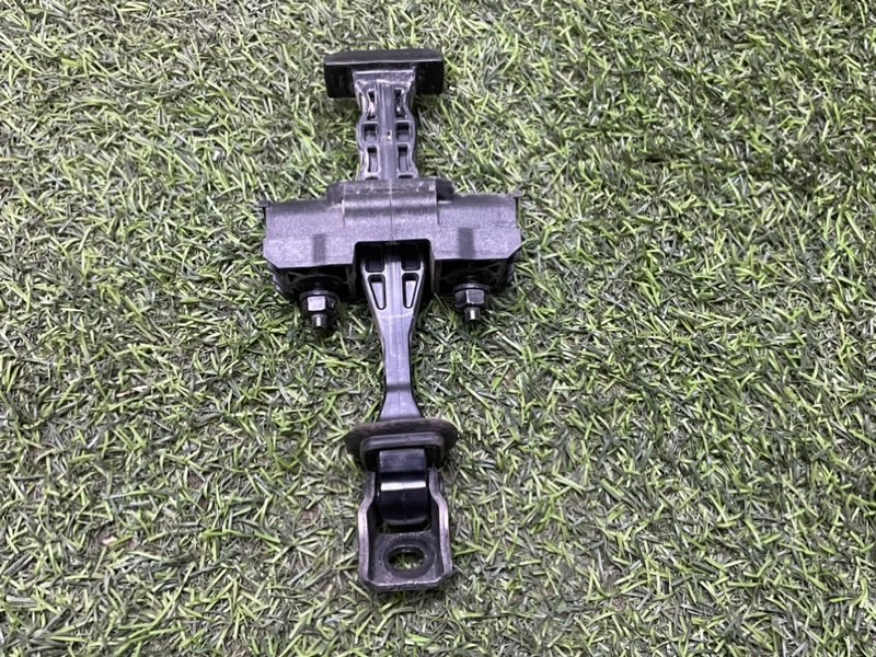 Ограничитель двери