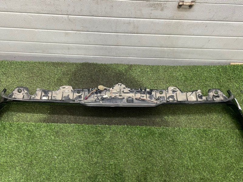 Спойлер переднего бампера