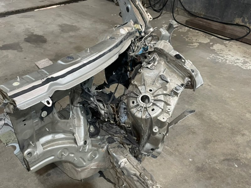 Лонжерон передний левый