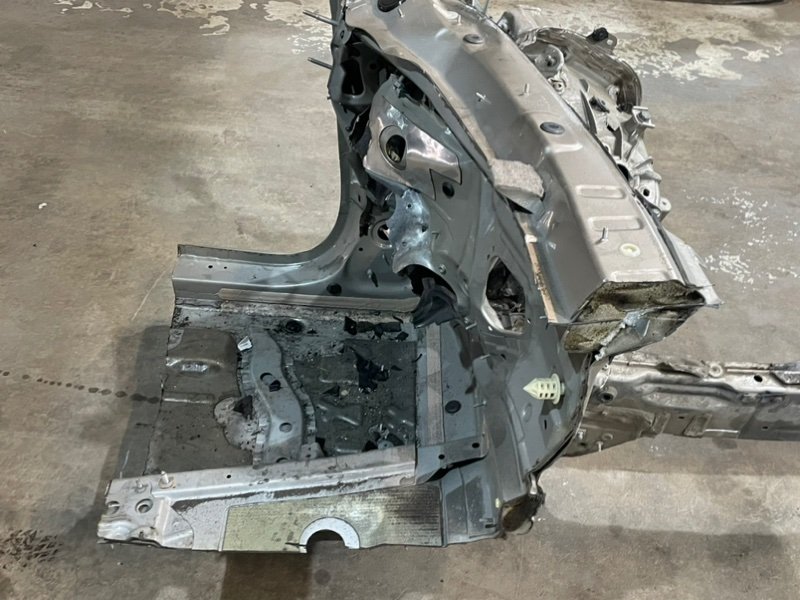 Лонжерон передний левый