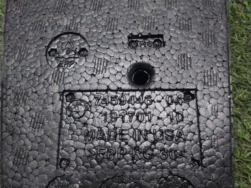 Наполнитель пола багажника