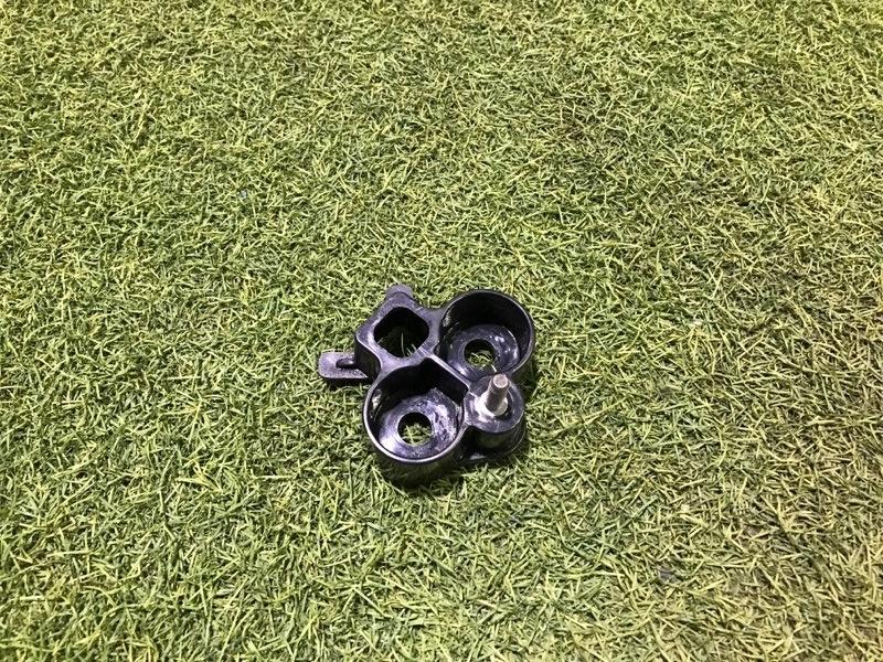 Кронштейн заднего бампера