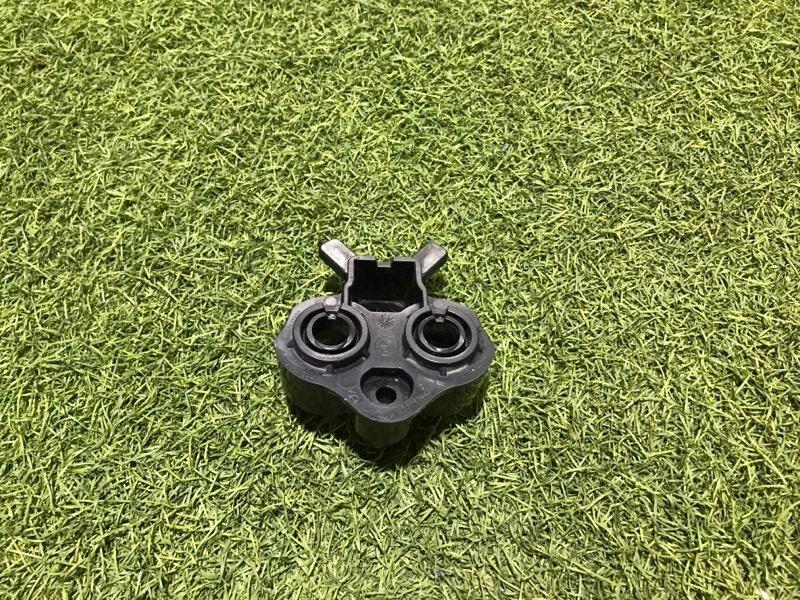 Кронштейн заднего бампера