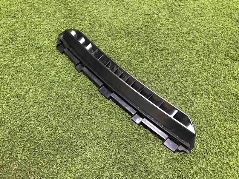 Дефлектор воздушный