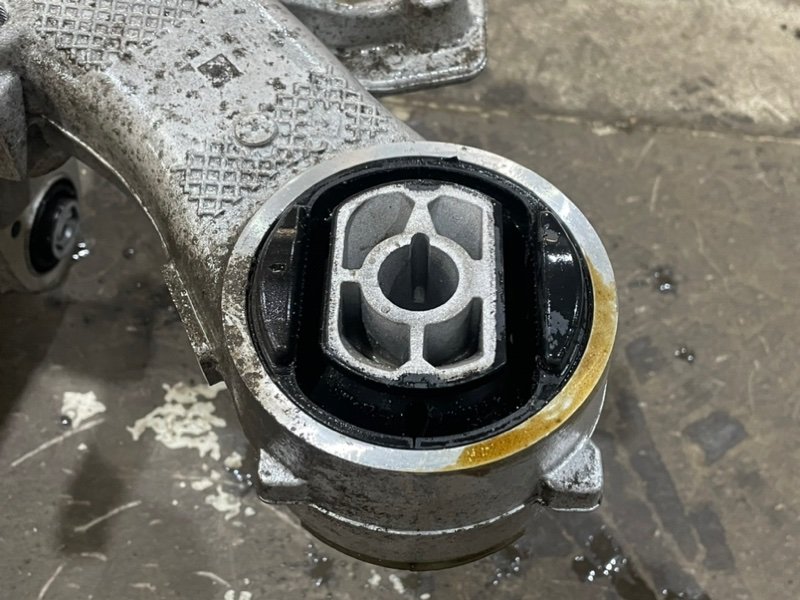 Балка задняя