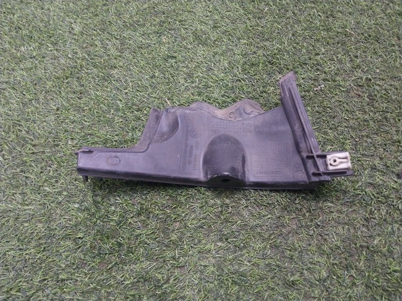 Пepeгopoдкa моторного oтсeка