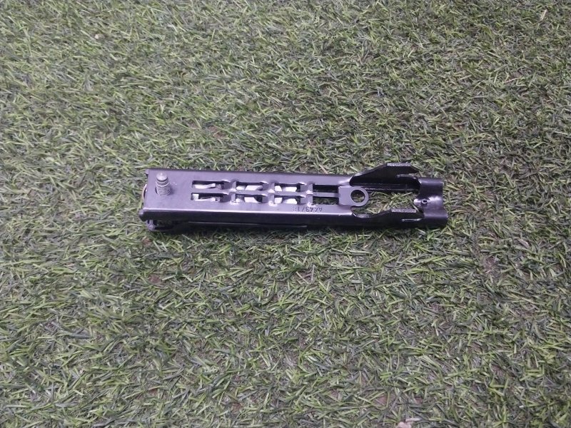 Механизм регулировки ремня безопасности