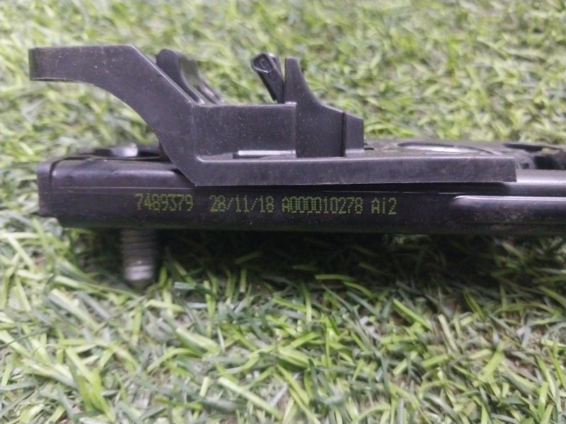 Механизм регулировки ремня безопасности