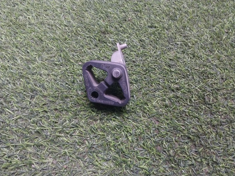 Кронштейн глушителя