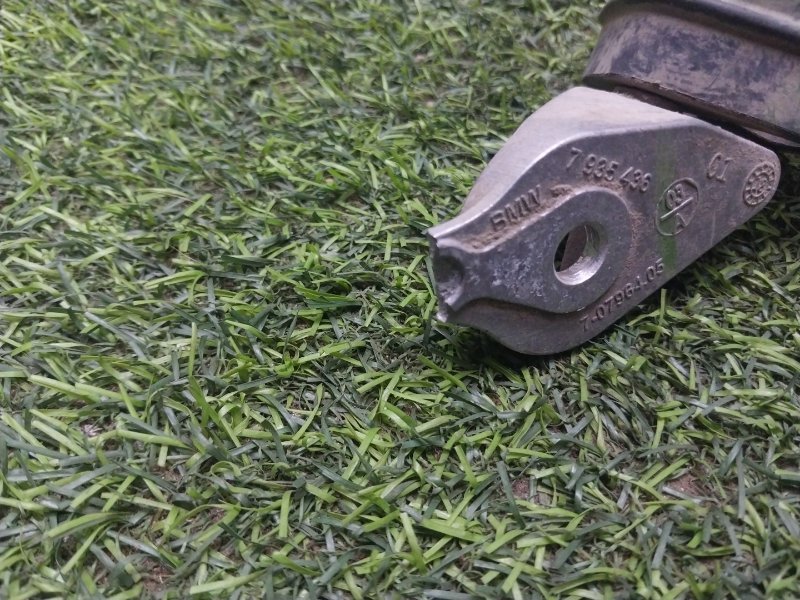 Кронштейн глушителя