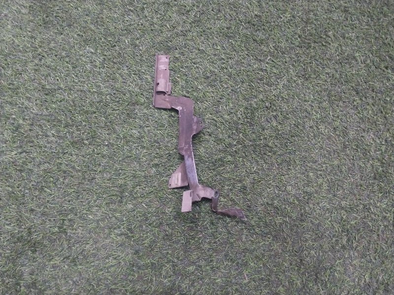 Кронштейн крепежный вспомогательный (разного назначения)