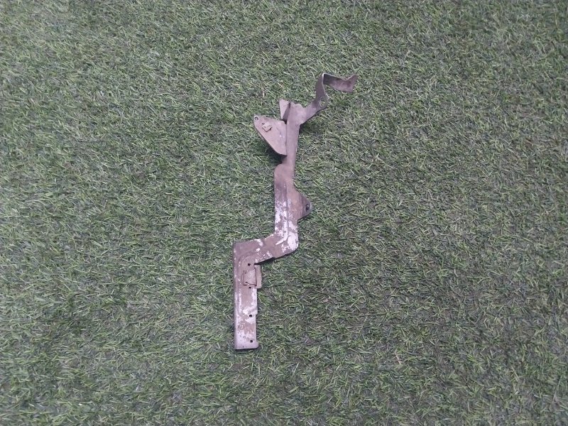 Кронштейн крепежный вспомогательный (разного назначения)