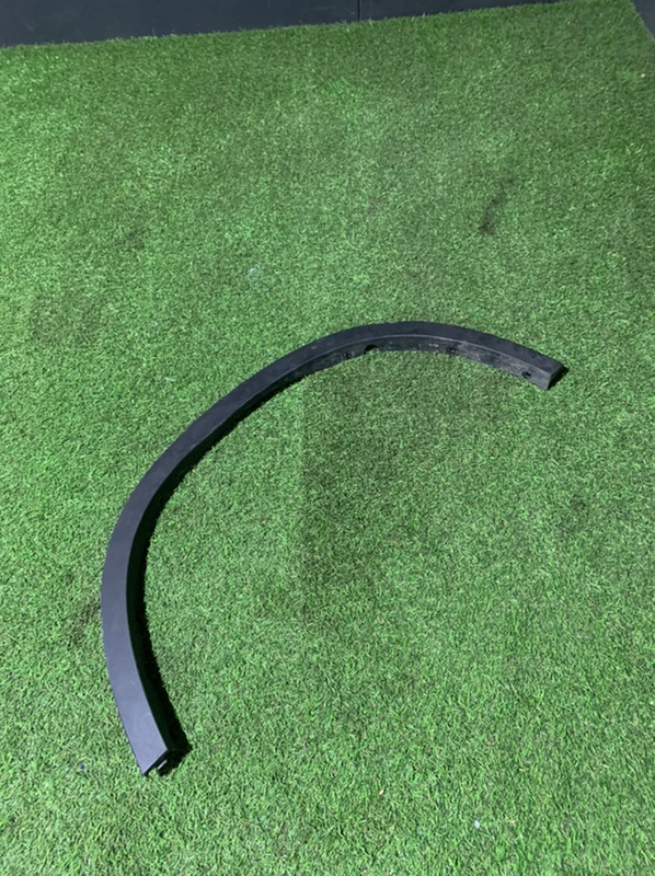 Накладка заднего крыла левого