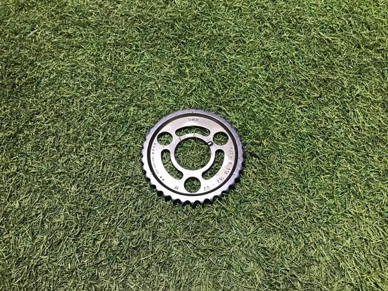 Шестерня распредвала