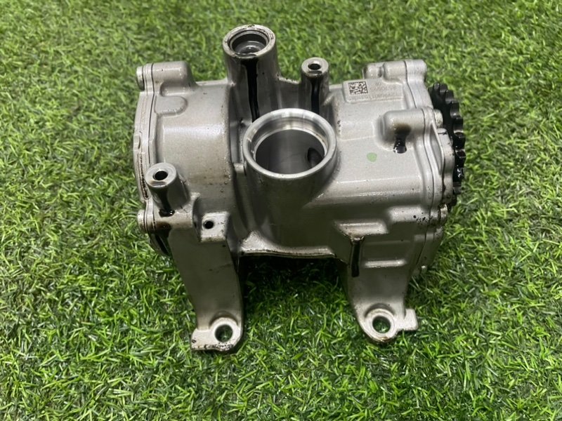 Насос масляный