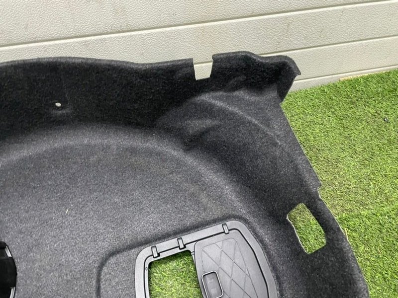 Ниша запасного колеса