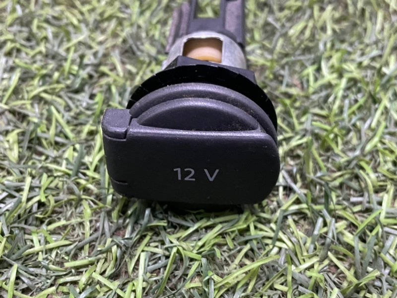 Гнездо прикуривателя