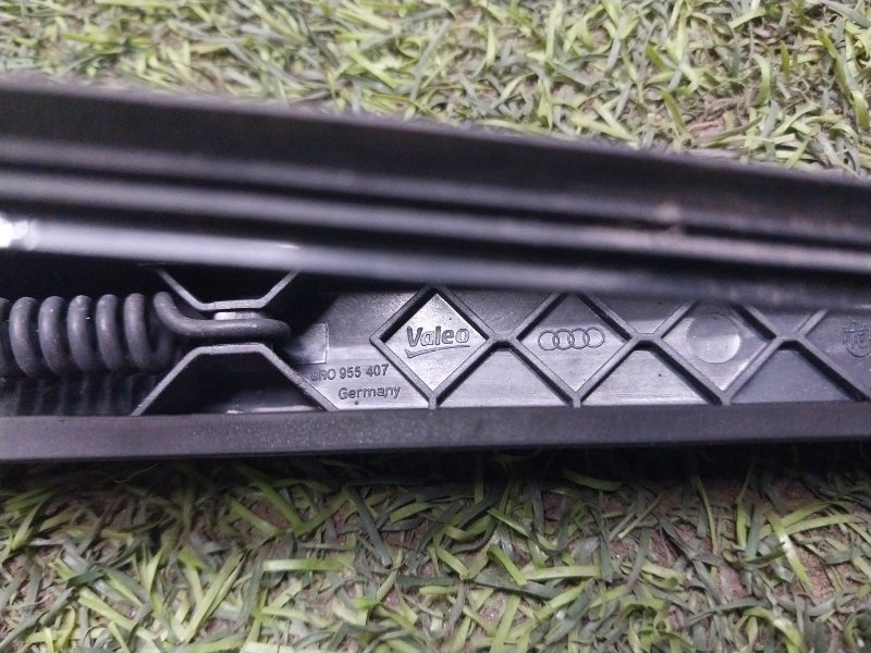 Поводок стеклоочистителя заднего