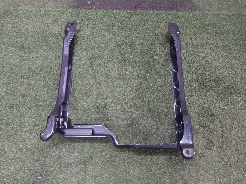 Кронштейн (сопут. товар)