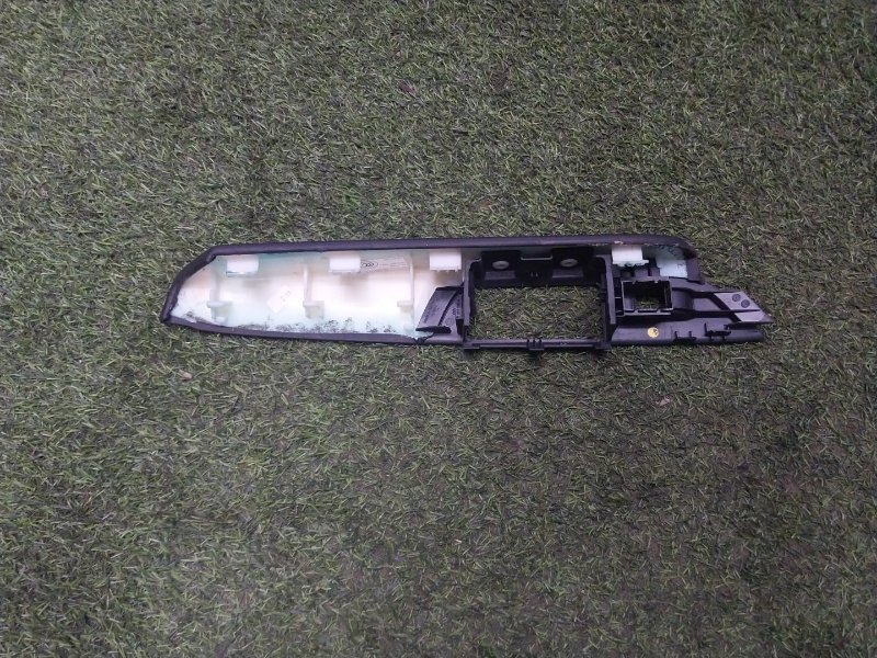 Подлокотник