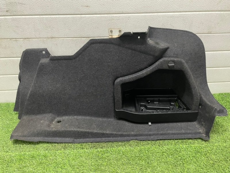 Обшивка багажника