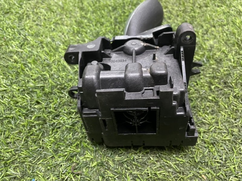 Кулиса МКПП / АКПП