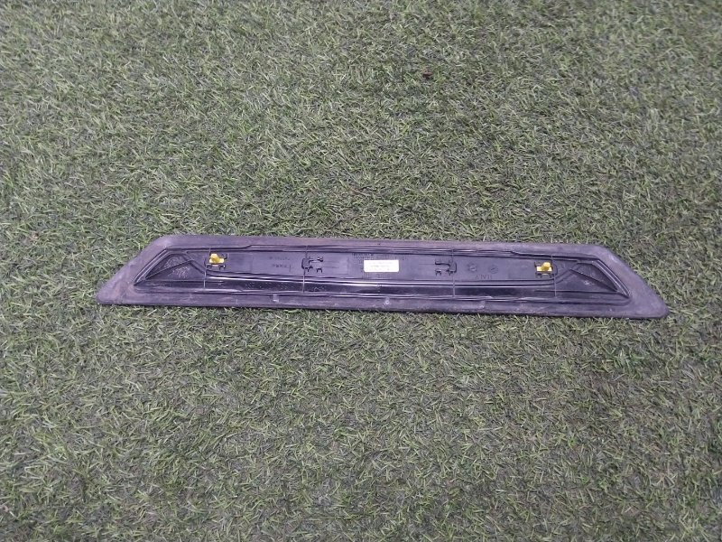 Накладка порога (внутренняя)