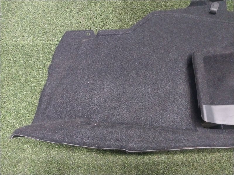 Обшивка багажника