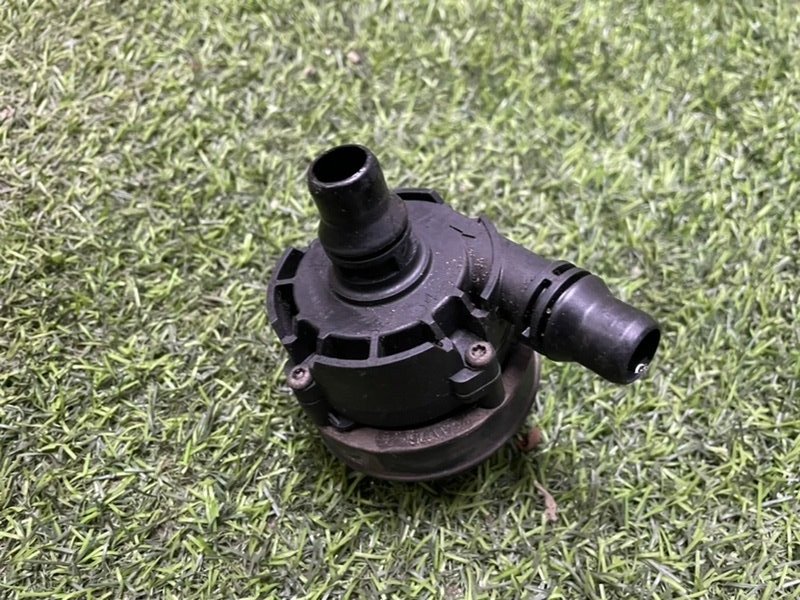 Насос водяной (помпа)