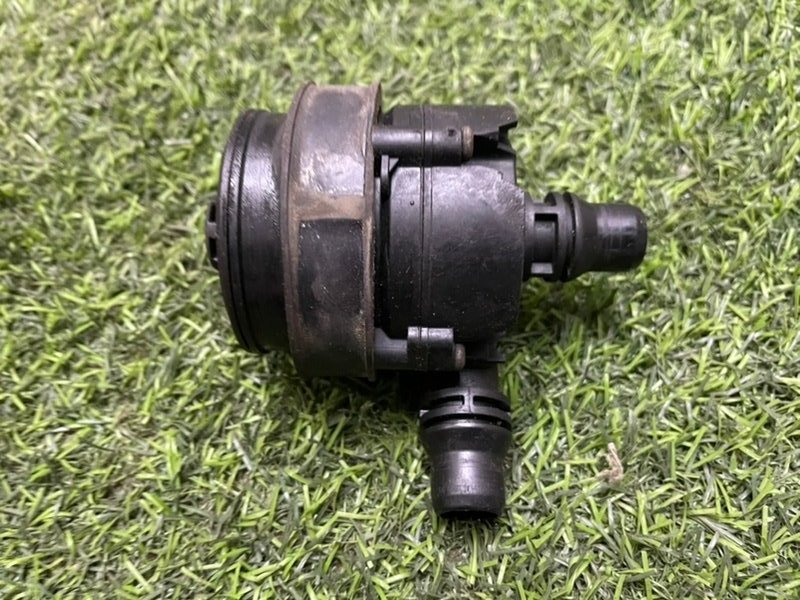 Насос водяной (помпа)