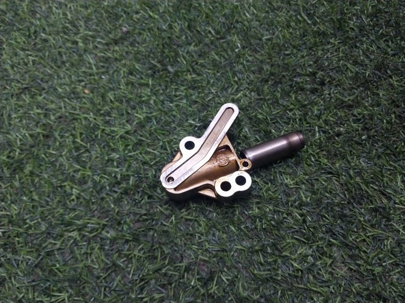 Натяжитель ремня