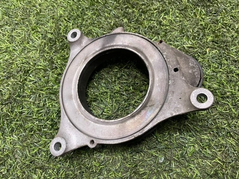 Натяжитель ремня