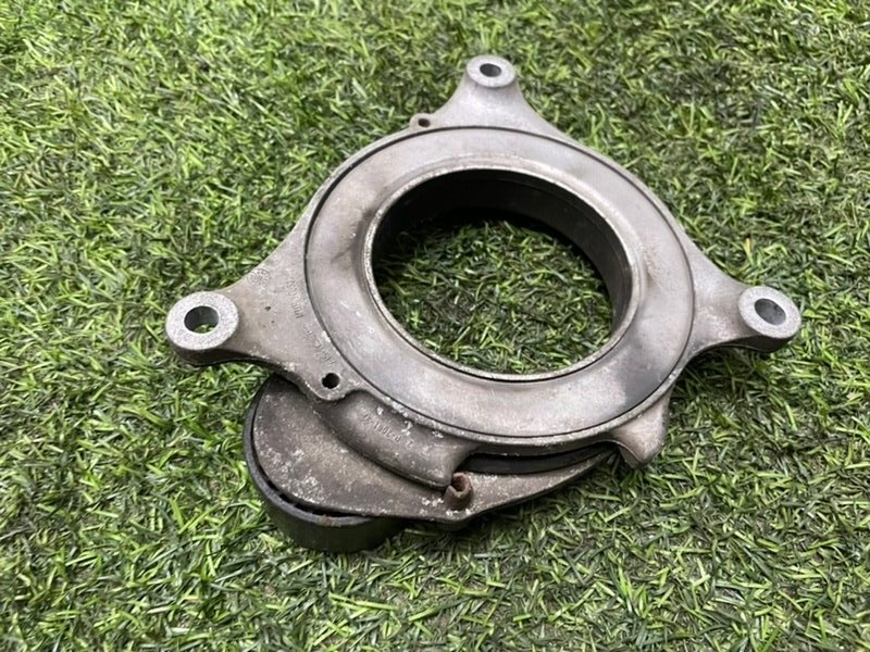 Натяжитель ремня