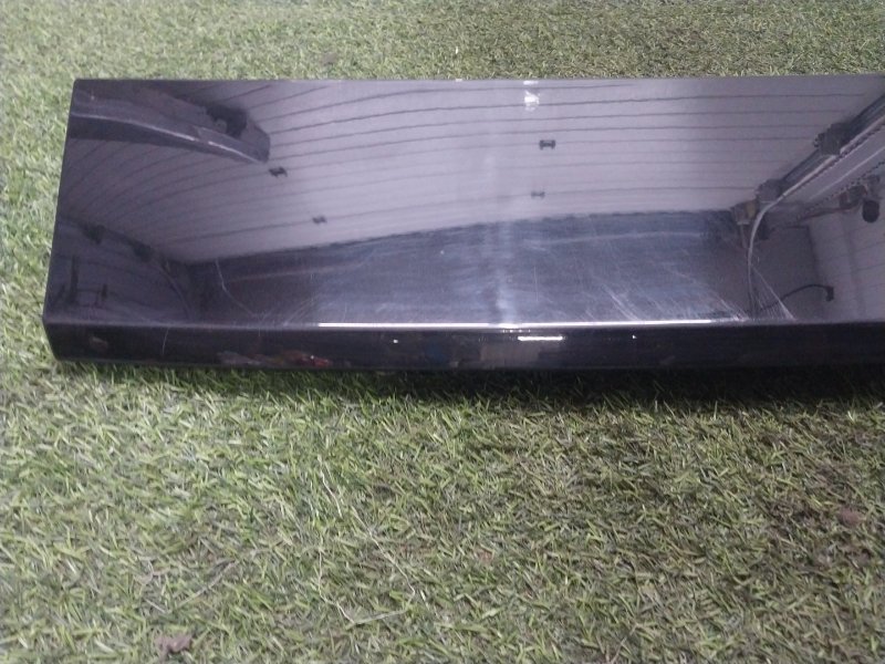 Спойлер (дефлектор) крышки багажника