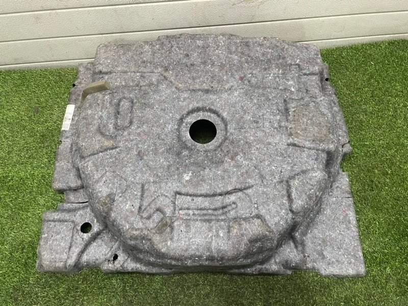 Ниша запасного колеса