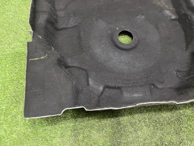 Ниша запасного колеса