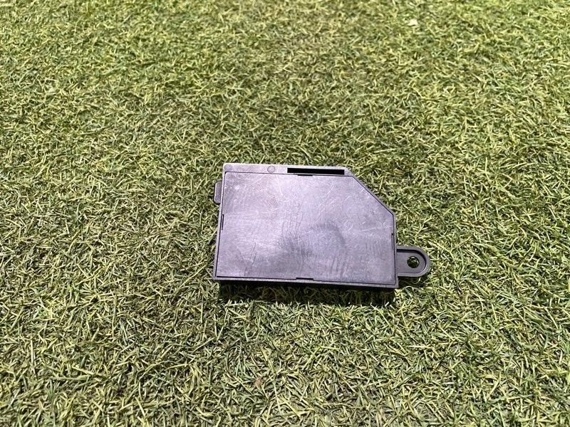 Механизм подъема спойлера