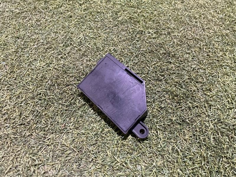 Механизм подъема спойлера